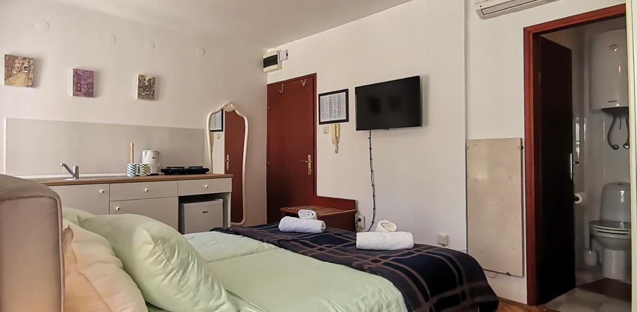 Studio Apartment L&G Rovinj Bagian luar foto